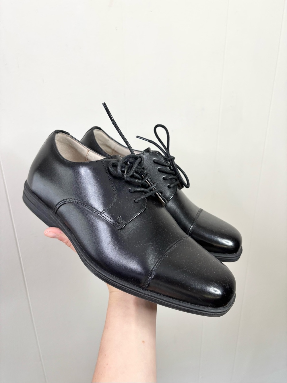 Florsheim big kids Reveal Cap Toe Ox, Jr. dress shoes black leather size 5 wide - Picture 3 of 8